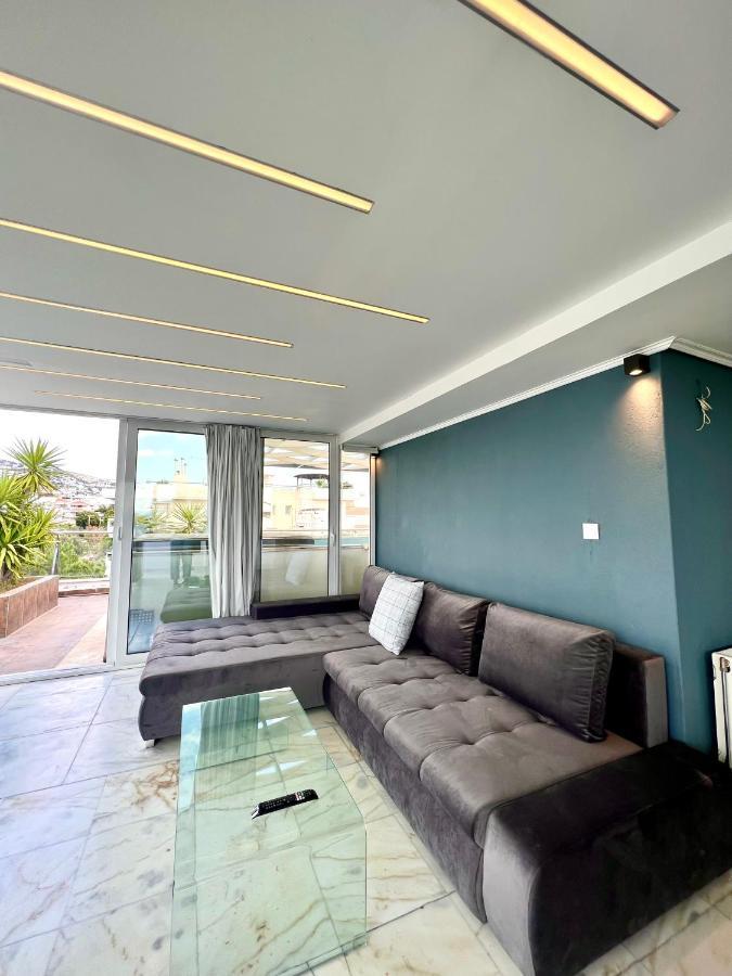Citycenter Penthouse Mini Private Pool With Hydromassage And Great Town View Atina Dış mekan fotoğraf