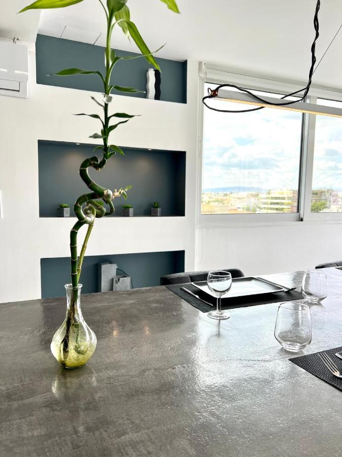 Citycenter Penthouse Mini Private Pool With Hydromassage And Great Town View Atina Dış mekan fotoğraf