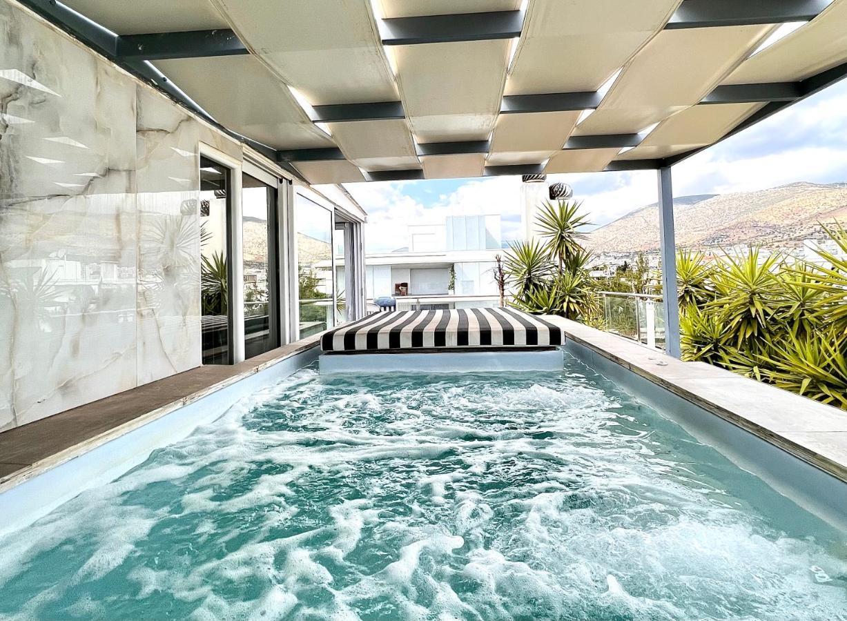 Citycenter Penthouse Mini Private Pool With Hydromassage And Great Town View Atina Dış mekan fotoğraf